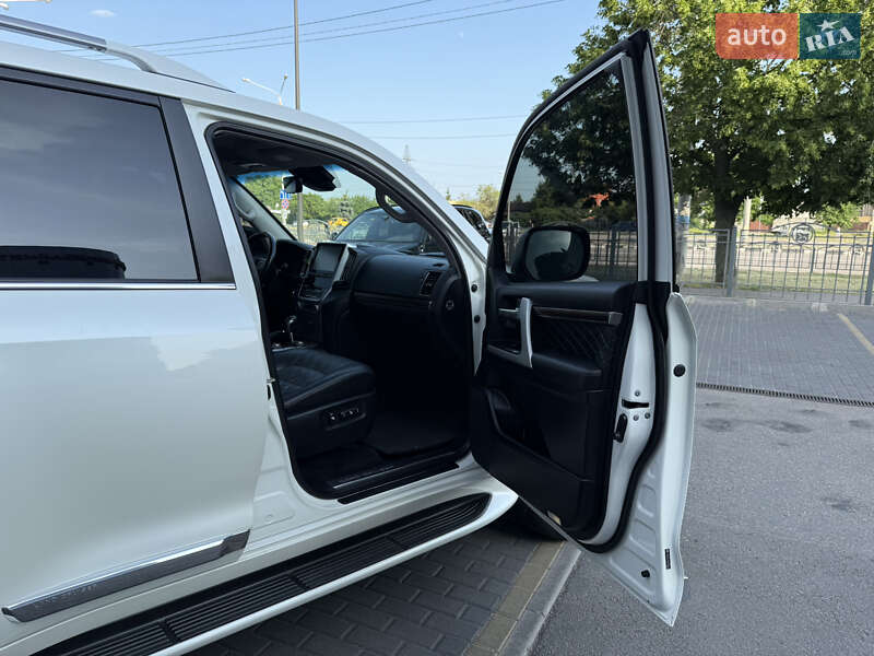Внедорожник / Кроссовер Toyota Land Cruiser 2017 в Харькове