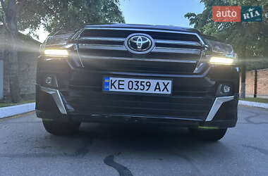 Внедорожник / Кроссовер Toyota Land Cruiser 2008 в 