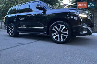 Внедорожник / Кроссовер Toyota Land Cruiser 2008 в 