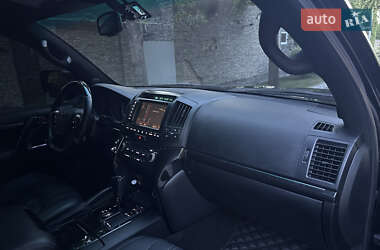 Внедорожник / Кроссовер Toyota Land Cruiser 2008 в 