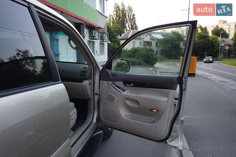 Внедорожник / Кроссовер Toyota Land Cruiser 2008 в Киеве