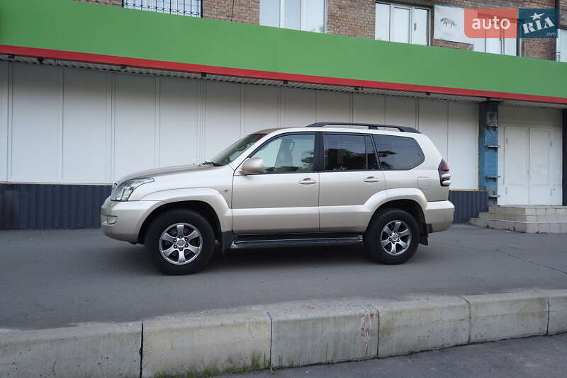 Внедорожник / Кроссовер Toyota Land Cruiser 2008 в Киеве