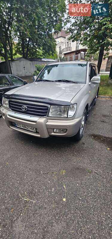 Toyota Land Cruiser 2002