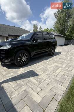 Внедорожник / Кроссовер Toyota Land Cruiser 2022 в 
