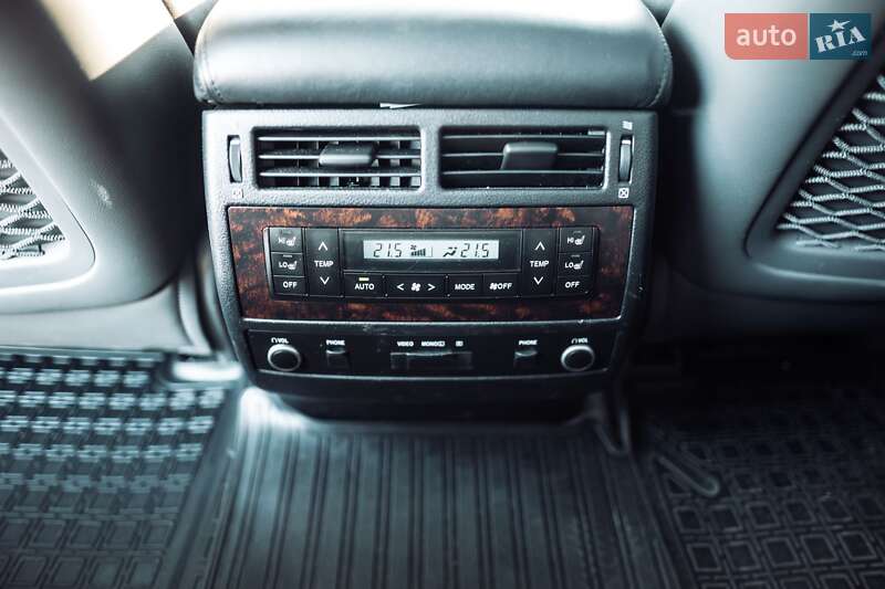 Внедорожник / Кроссовер Toyota Land Cruiser 2008 в Ужгороде