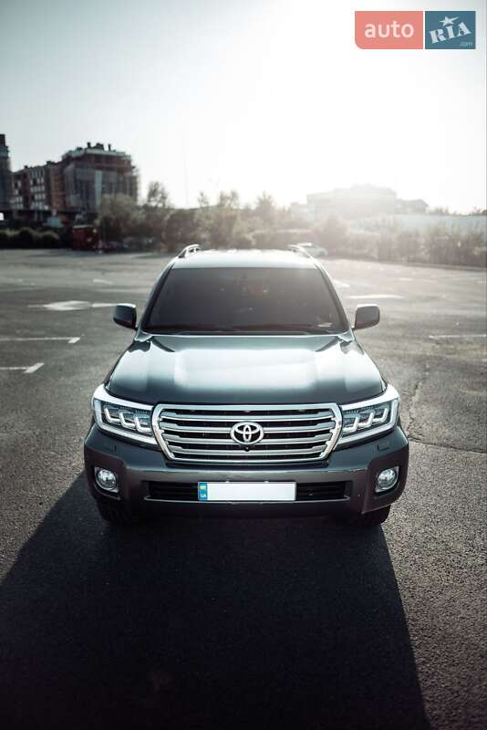 Внедорожник / Кроссовер Toyota Land Cruiser 2008 в Ужгороде