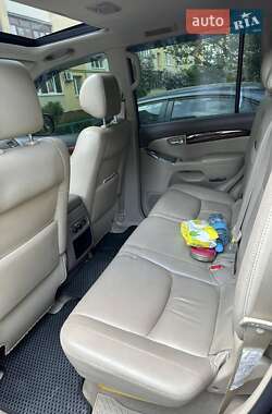 Внедорожник / Кроссовер Toyota Land Cruiser 2007 в 