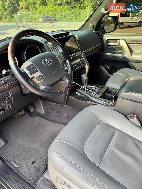 Внедорожник / Кроссовер Toyota Land Cruiser 2008 в Днепре