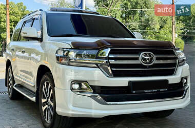 Позашляховик / Кросовер Toyota Land Cruiser 2019 в Дніпрі