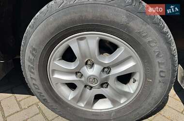 Внедорожник / Кроссовер Toyota Land Cruiser 2004 в 