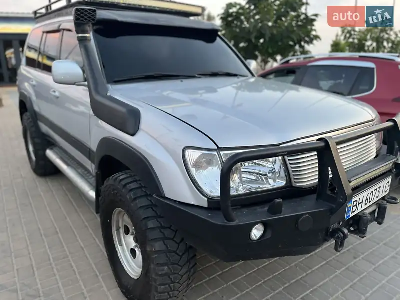 Toyota Land Cruiser 1999