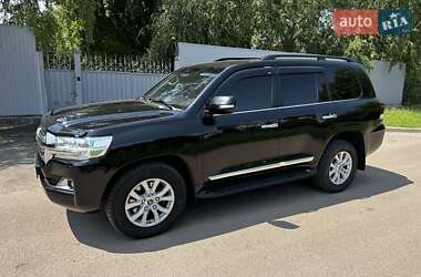 Внедорожник / Кроссовер Toyota Land Cruiser 2017 в Козельце