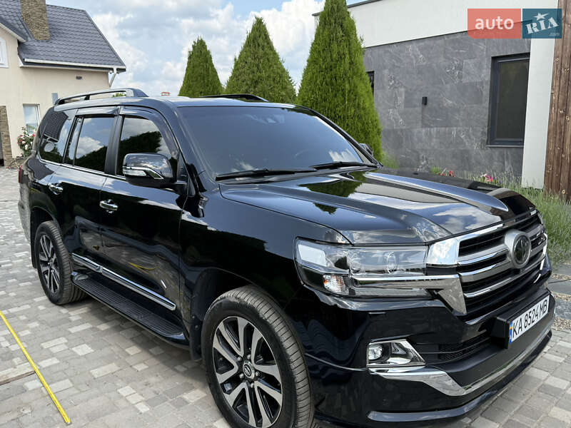 Toyota Land Cruiser 2019