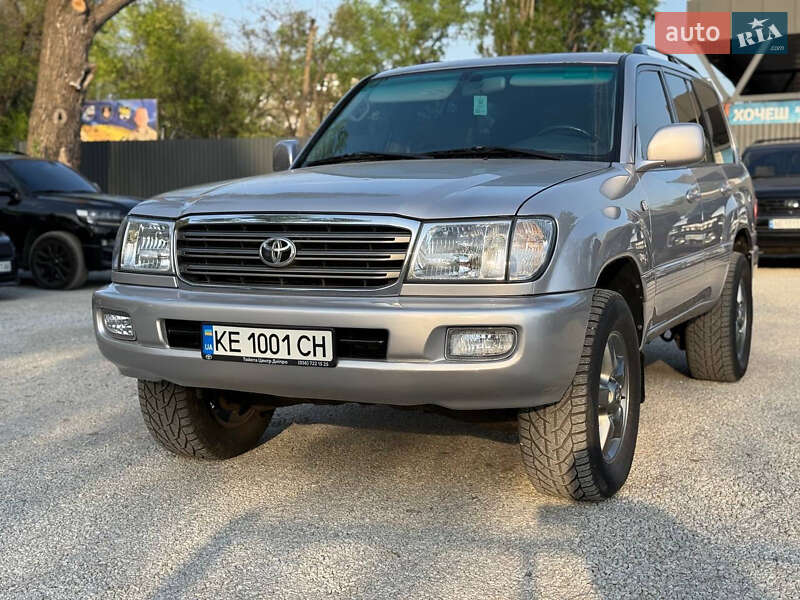 Toyota Land Cruiser 2003