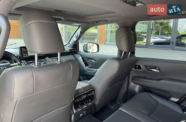 Внедорожник / Кроссовер Toyota Land Cruiser 2023 в 