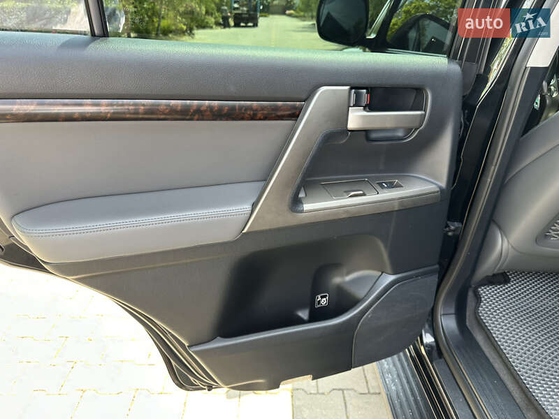 Внедорожник / Кроссовер Toyota Land Cruiser 2008 в Одессе