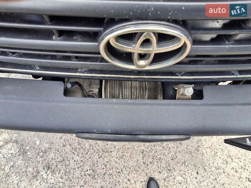 Внедорожник / Кроссовер Toyota Land Cruiser 1996 в Киеве