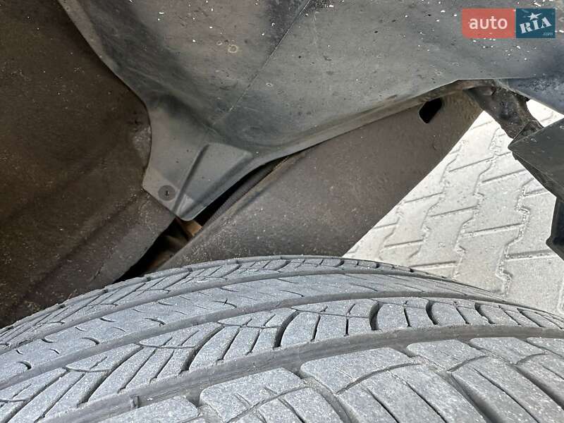 Внедорожник / Кроссовер Toyota Land Cruiser 2005 в Днепре фото 7 Внедорожник / Кроссовер Toyota Land Cruiser 2005 в Днепре