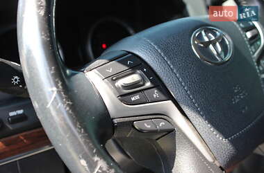 Внедорожник / Кроссовер Toyota Land Cruiser 2016 в 
