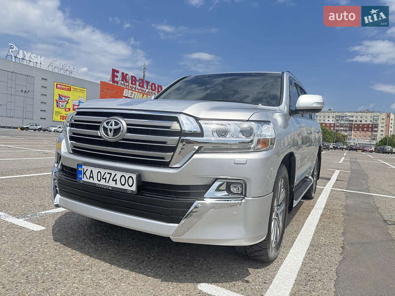 Toyota Land Cruiser 2020
