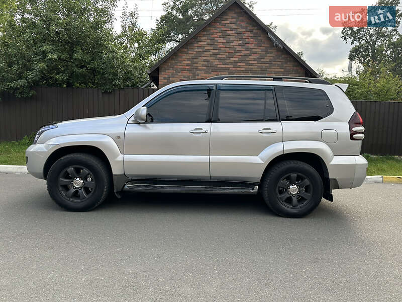 Toyota Land Cruiser 2005