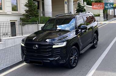 Внедорожник / Кроссовер Toyota Land Cruiser 2021 в Киеве