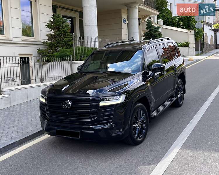 Toyota Land Cruiser 2021