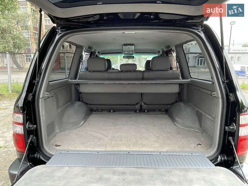 Внедорожник / Кроссовер Toyota Land Cruiser 2002 в Киеве