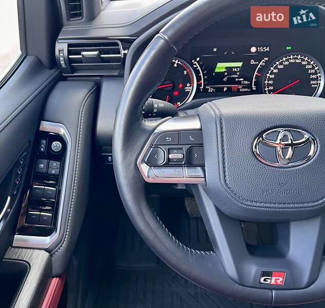 Внедорожник / Кроссовер Toyota Land Cruiser 2023 в Киеве