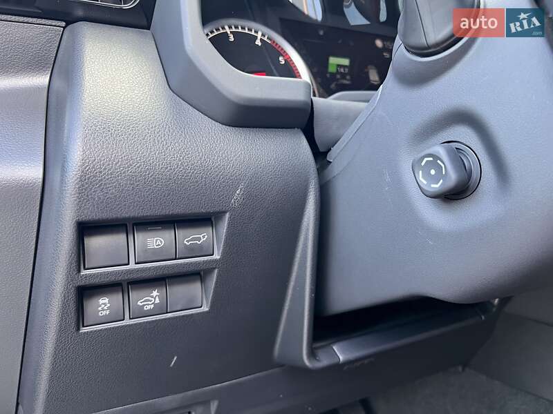Внедорожник / Кроссовер Toyota Land Cruiser 2023 в Киеве