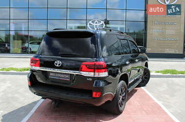 Позашляховик / Кросовер Toyota Land Cruiser 2019 в 
