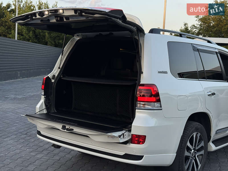 Позашляховик / Кросовер Toyota Land Cruiser 2019 в Хмельницькому