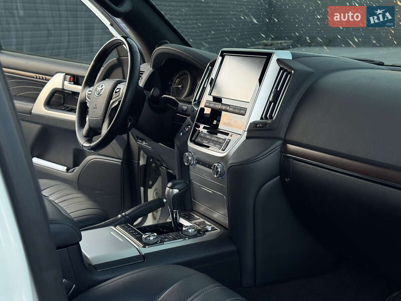 Позашляховик / Кросовер Toyota Land Cruiser 2019 в Хмельницькому
