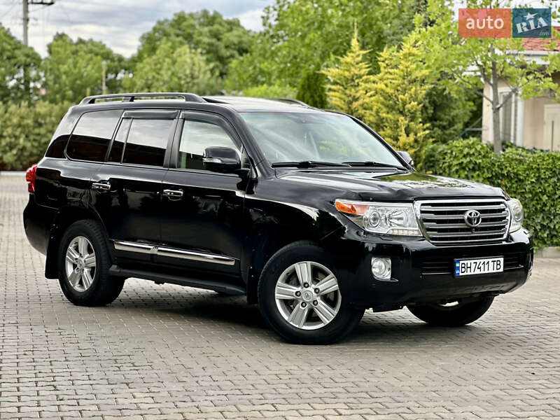 Внедорожник / Кроссовер Toyota Land Cruiser 2013 в Одессе