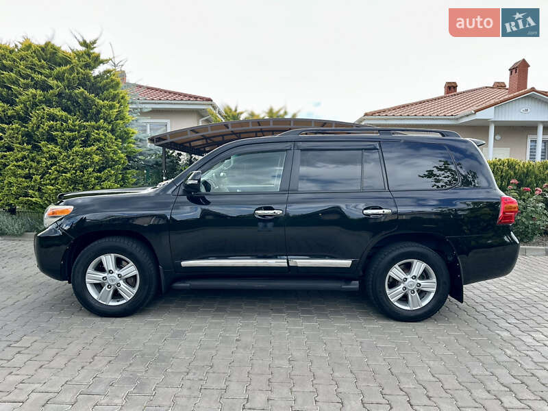 Внедорожник / Кроссовер Toyota Land Cruiser 2013 в Одессе