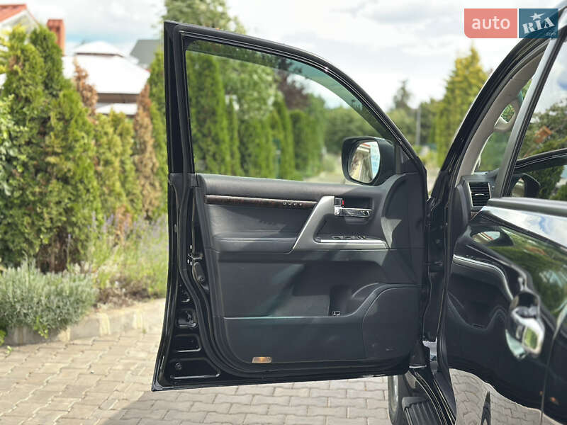 Внедорожник / Кроссовер Toyota Land Cruiser 2013 в Одессе