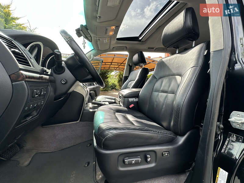 Внедорожник / Кроссовер Toyota Land Cruiser 2013 в Одессе