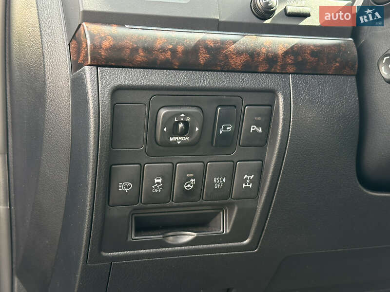 Внедорожник / Кроссовер Toyota Land Cruiser 2013 в Одессе