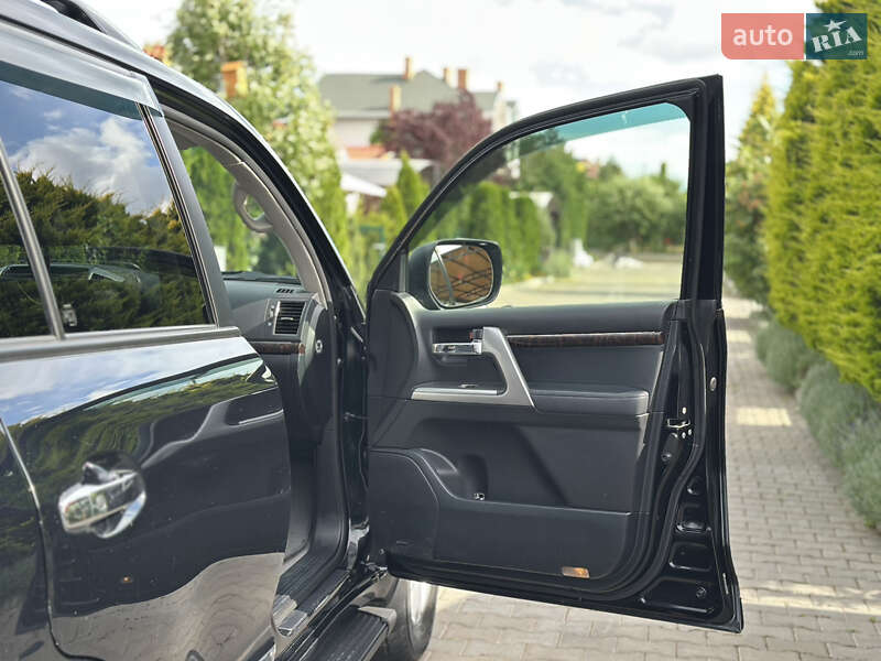 Внедорожник / Кроссовер Toyota Land Cruiser 2013 в Одессе