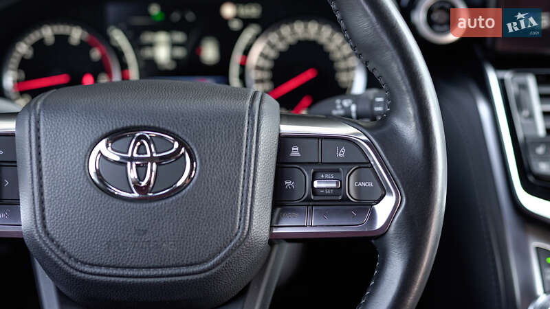 Позашляховик / Кросовер Toyota Land Cruiser 2023 в Львові