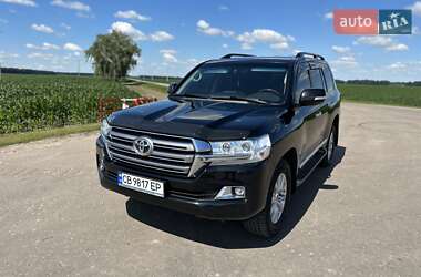 Внедорожник / Кроссовер Toyota Land Cruiser 2017 в Бобровице
