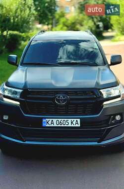 Позашляховик / Кросовер Toyota Land Cruiser 2007 в Києві