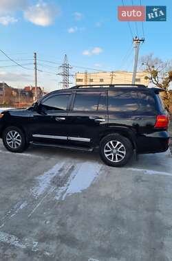 Позашляховик / Кросовер Toyota Land Cruiser 2015 в 