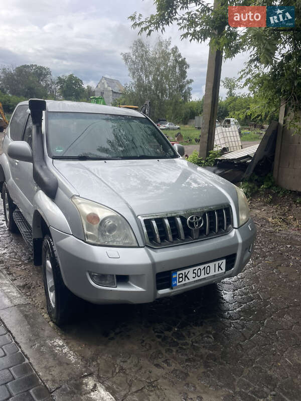 Внедорожник / Кроссовер Toyota Land Cruiser 2003 в Харькове