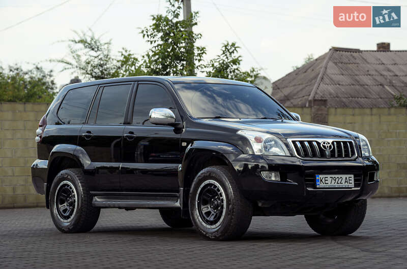 Внедорожник / Кроссовер Toyota Land Cruiser 2007 в Каменском