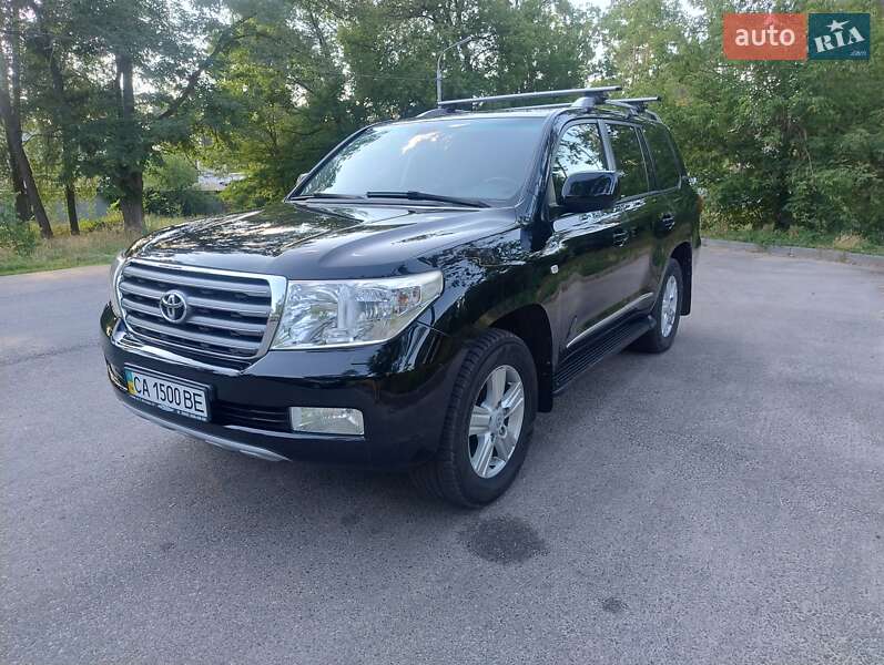 Внедорожник / Кроссовер Toyota Land Cruiser 2011 в Черкассах