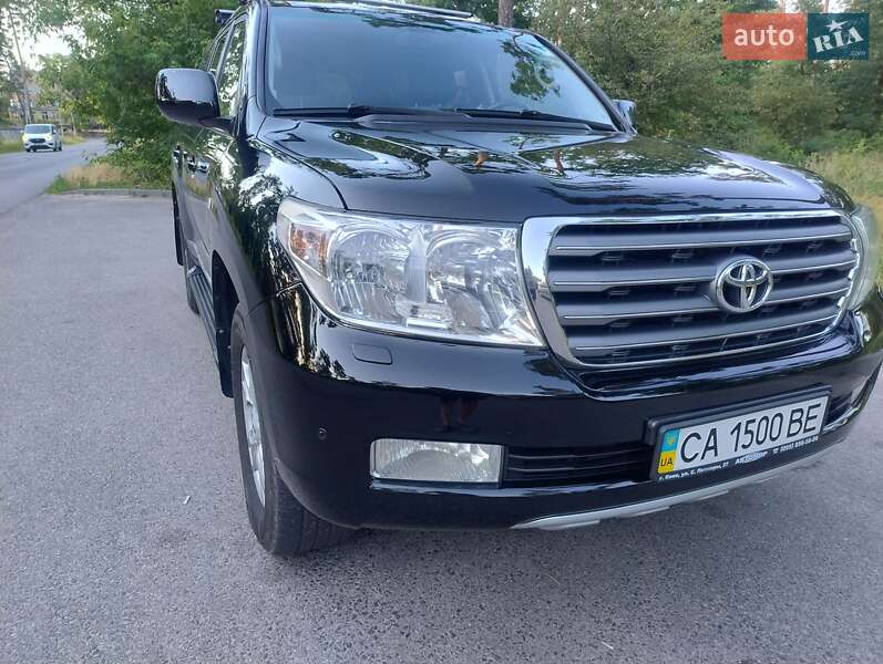 Внедорожник / Кроссовер Toyota Land Cruiser 2011 в Черкассах