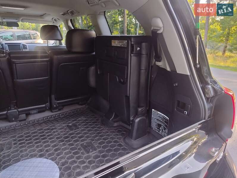 Внедорожник / Кроссовер Toyota Land Cruiser 2011 в Черкассах