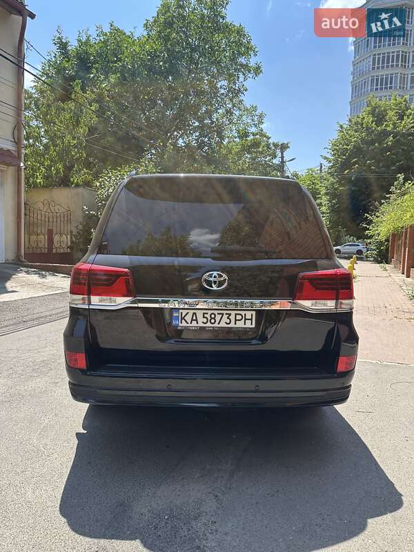 Внедорожник / Кроссовер Toyota Land Cruiser 2020 в Одессе фото 6 Внедорожник / Кроссовер Toyota Land Cruiser 2020 в Одессе