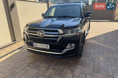 Позашляховик / Кросовер Toyota Land Cruiser 2020 в Дніпрі